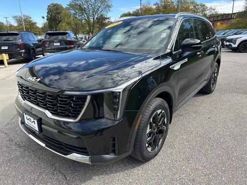 2025 Kia Sorento S