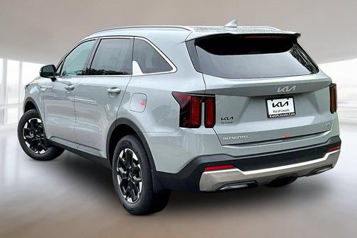 Wolf Gray 2026 Kia Sorento S