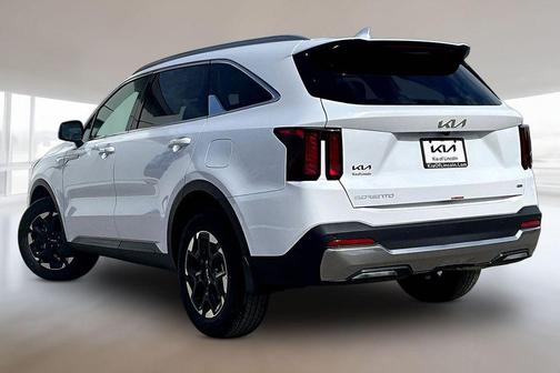Glacial White Pearl 2026 Kia Sorento S