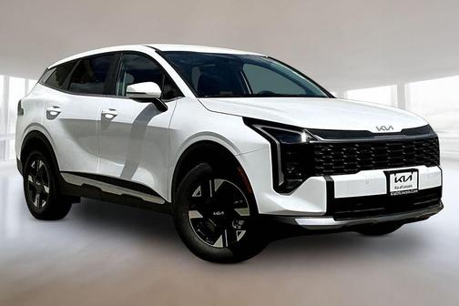 Glacial White Pearl 2026 Kia Sportage LX