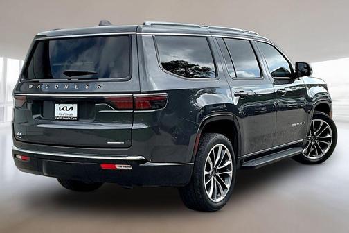 Metallic 2022 Jeep Wagoneer Series II