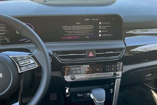 Blue / Black 2026 Kia Seltos S