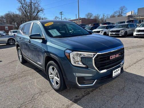 2024 GMC Terrain SLE