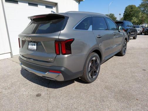 2025 Kia Sorento Hybrid EX