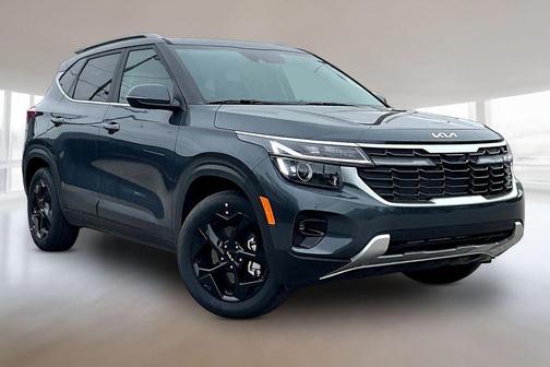 Gravity Gray 2026 Kia Seltos EX