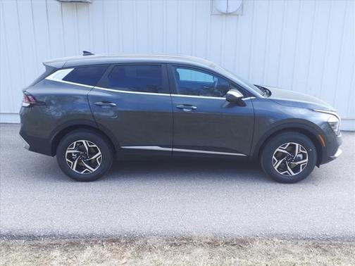2024 Kia Sportage LX AWD