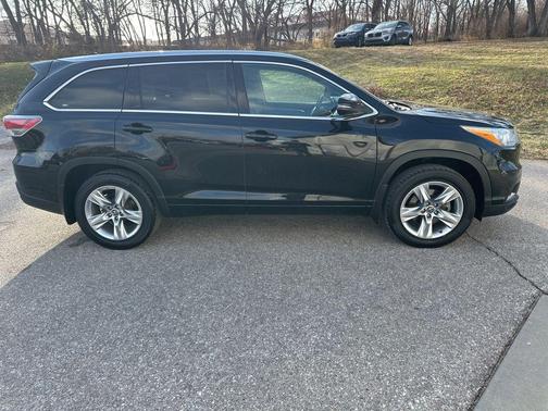 2016 Toyota Highlander Limited