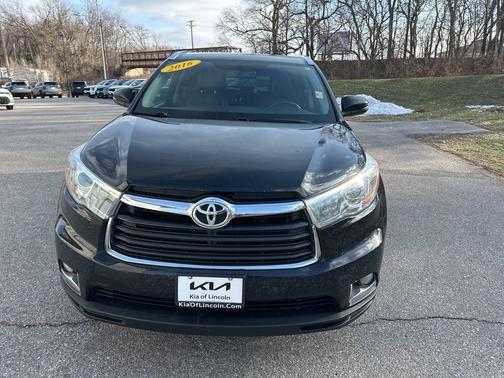 2016 Toyota Highlander Limited