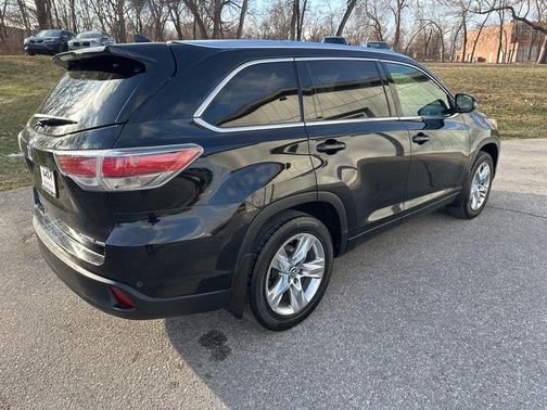 2016 Toyota Highlander Limited