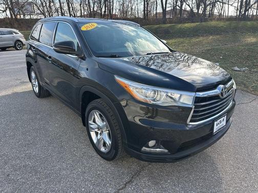 2016 Toyota Highlander Limited
