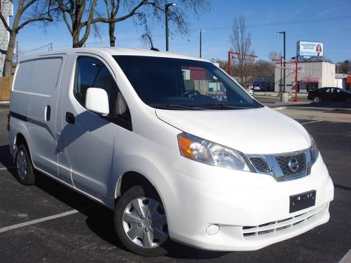 2018 Nissan NV200 SV