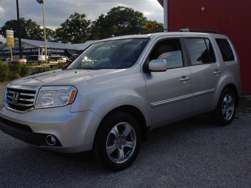 Gray 2013 Honda Pilot EX