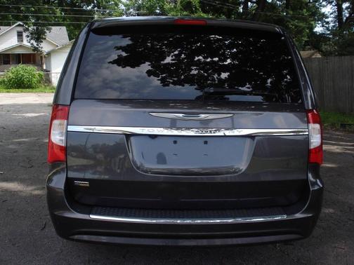 Gray 2016 Chrysler Town & Country Touring