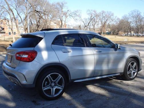 2016 Mercedes-Benz GLA-Class 4MATIC