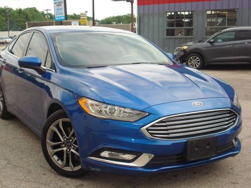 Blue 2017 Ford Fusion SE