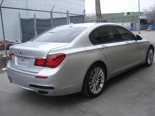 2013 BMW 750 i xDrive