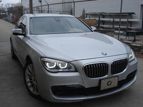 2013 BMW 750 i xDrive