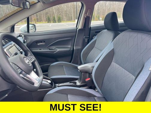 Brilliant Silver Metallic 2025 Nissan Versa 1.6 SV