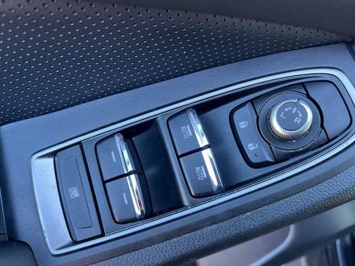 2023 Subaru Ascent Limited 8-Passenger