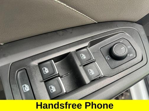 2023 Volkswagen Atlas Cross Sport 3.6L V6 SEL Premium R-Line