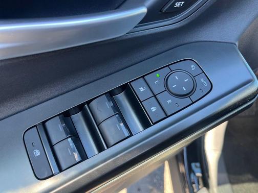 2026 Subaru Solterra Limited