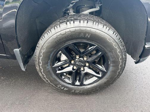 2020 Chevrolet Silverado 1500 Custom Trail Boss