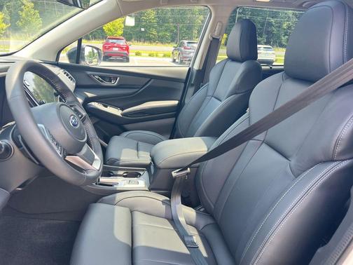 White Pearl 2026 Subaru Ascent Limited