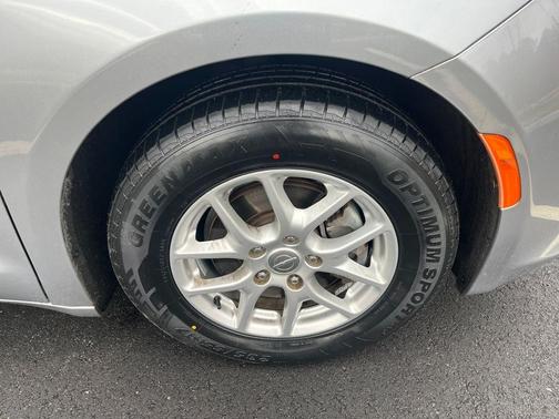 2020 Chrysler Pacifica Touring-L