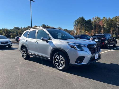 2022 Subaru Forester Premium