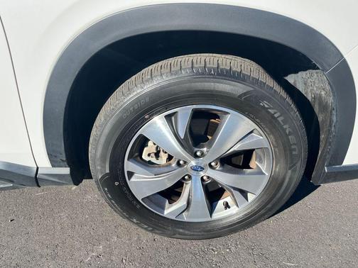 2022 Subaru Ascent Premium 8-Passenger