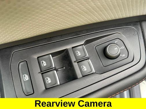 2024 Volkswagen Atlas 2.0T Peak Edition SEL
