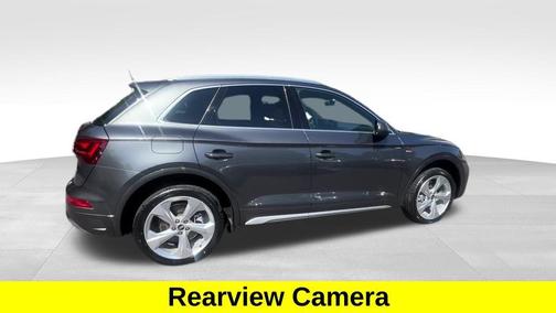 2022 Audi Q5 45 S line quattro Premium