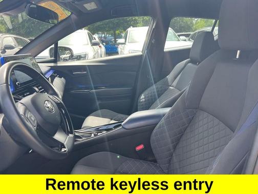 2020 Toyota C-HR XLE