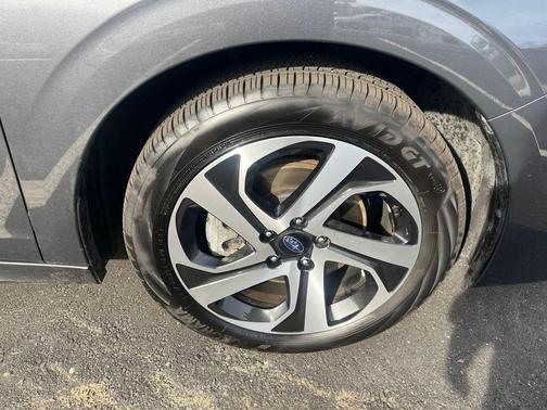 2022 Subaru Legacy Limited XT