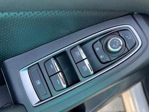 White Pearl 2026 Subaru Ascent Limited