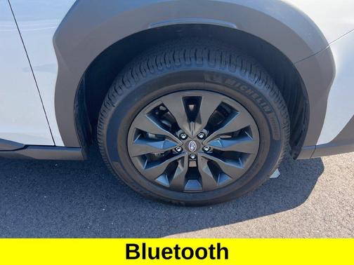 Crystal White Pearl 2024 Subaru Outback Onyx Edition XT