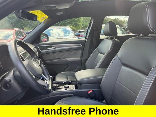2022 Volkswagen Atlas Cross Sport 3.6L V6 SEL R-Line