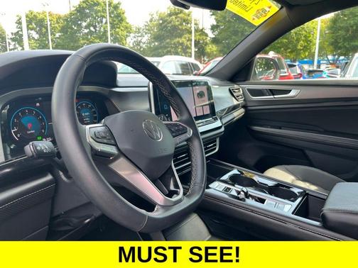 2024 Volkswagen Atlas Cross Sport 2.0T SE w/Technology