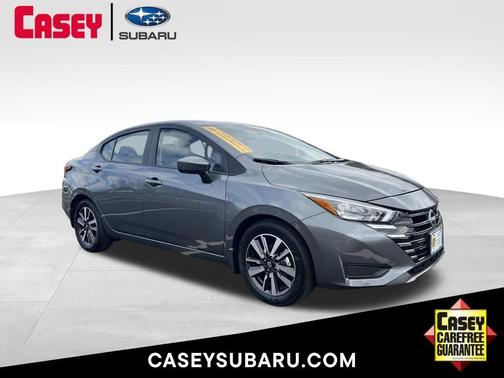 Gun Metallic 2025 Nissan Versa 1.6 SV