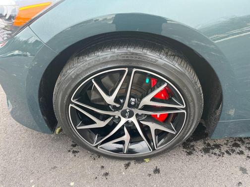 2023 Kia Stinger GT-Line