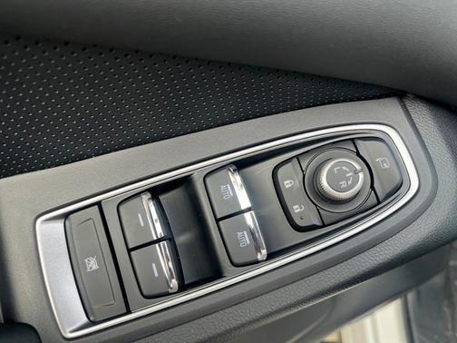 Crystal White Pearl 2026 Subaru Ascent Limited