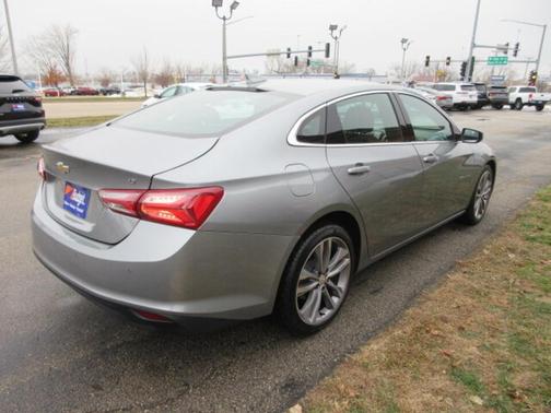 2024 Chevrolet Malibu 2LT