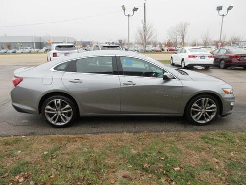 2024 Chevrolet Malibu 2LT
