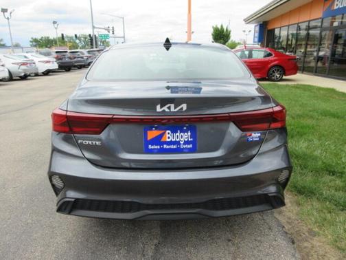 2024 Kia Forte LXS