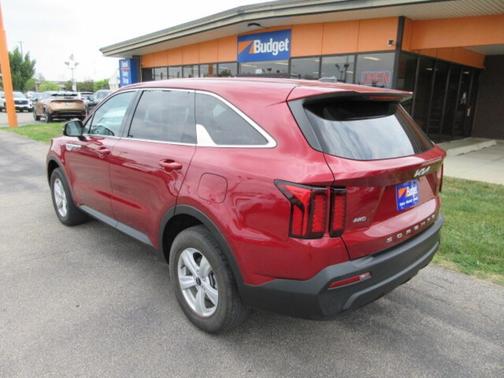 2022 Kia Sorento LX