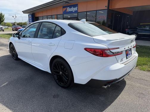 White 2025 Toyota Camry SE