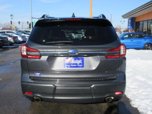 2022 Subaru Ascent Onyx Edition