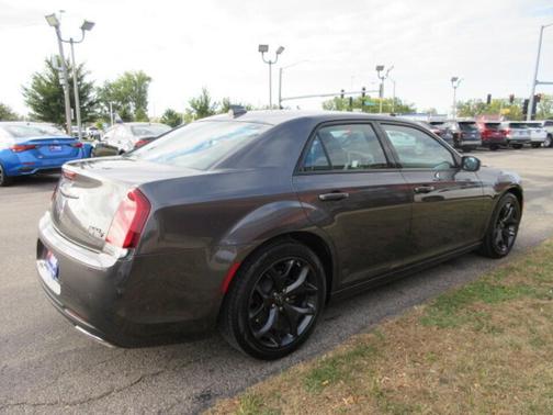 2023 Chrysler 300 S