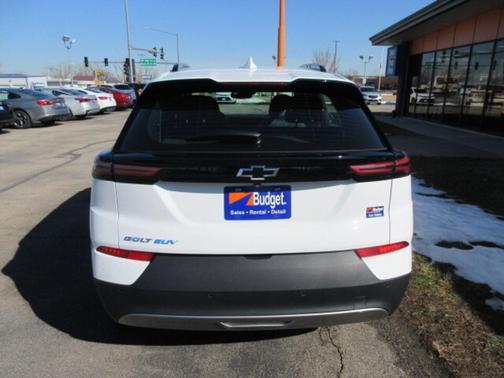 2023 Chevrolet Bolt EUV LT
