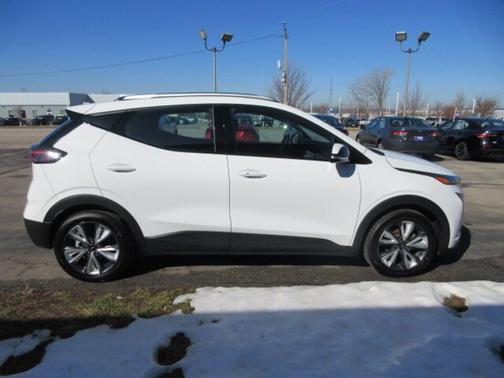 2023 Chevrolet Bolt EUV LT